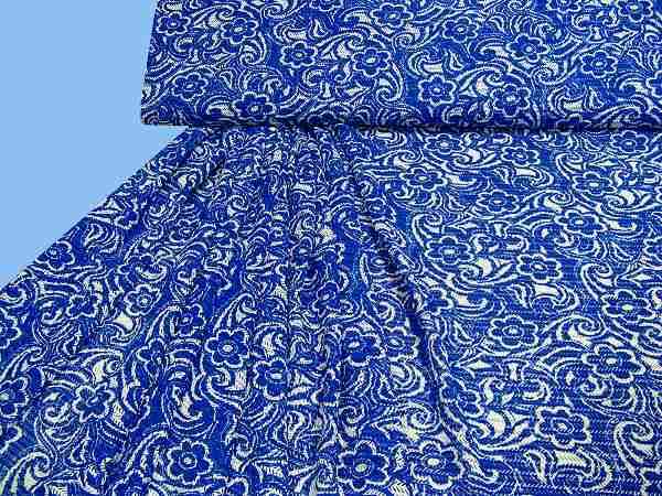 Jersey Blumen-Motiv grobmaschig - blau/weiss